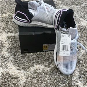 NWT Ultraboost 10